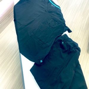 Med Couture Black Scrub Set